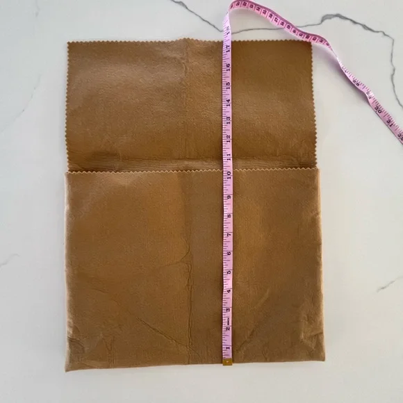 Louis Vuitton Dust Bag Pouch - Thick Felt-Like Material - Protect your Luxury LV - Picture 6 of 6